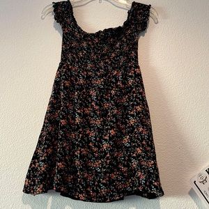 A Extra Small blue floral dress with over the shoulder sleeves